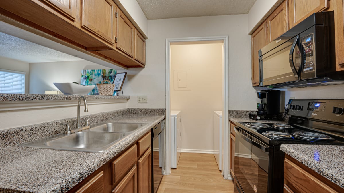 Far North Dallas Apartments Hunter’s Hill